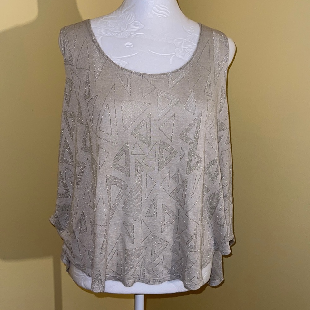 H.I.P. TANK TOP Shirt. Size Medium.